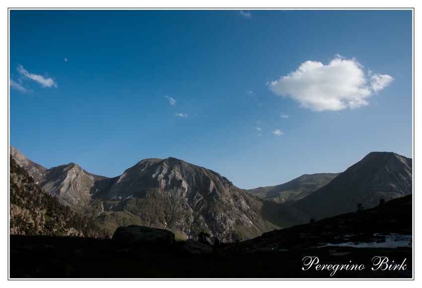 15 Pyreneje, serra negra